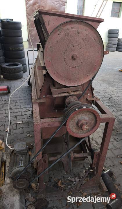 Bukownik do koniczyny orkiszu BKS1100 Przedecz