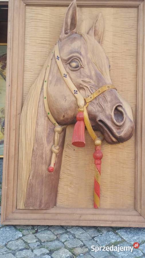 Płaskorzeby Głw Końskich wykonane Dolnoślaskiego Polanica-Zdrój