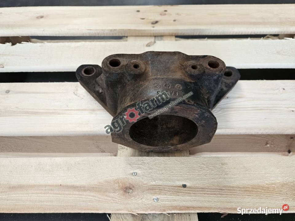 Podpora mostu FWD Massey Ferguson 6180 6270 Byków