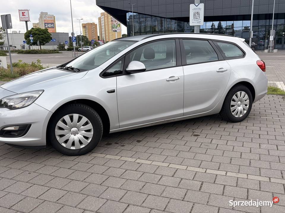 OPEL ASTRA J SPORTS TOURER 14 TURBO 140 LPG ogranicznik prędkości Toruń