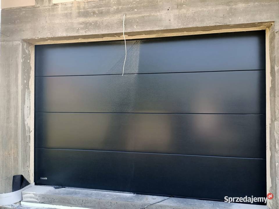 Brama Segmentowa dostępna ręki 4800x2220 Pułtusk