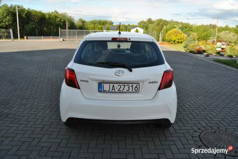 Toyota Yaris 10Benzyna 75Kamera cofaniaSalon Modliborzyce