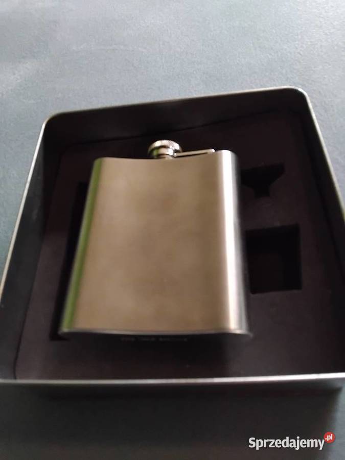 Piersiówka kieliszki lejek
