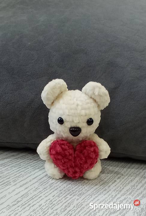 Miś wykonany na szydełku Łask
