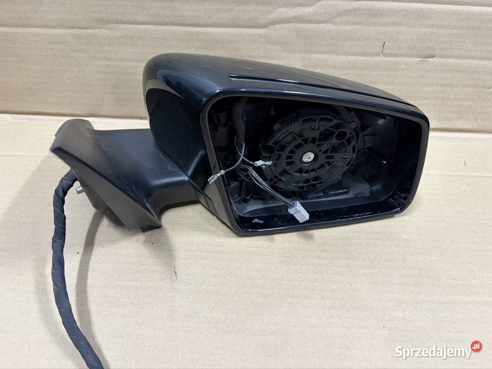 LUSTERKO PRAWE MERCEDES CLA W117 20 PIN 1010 Drezdenko
