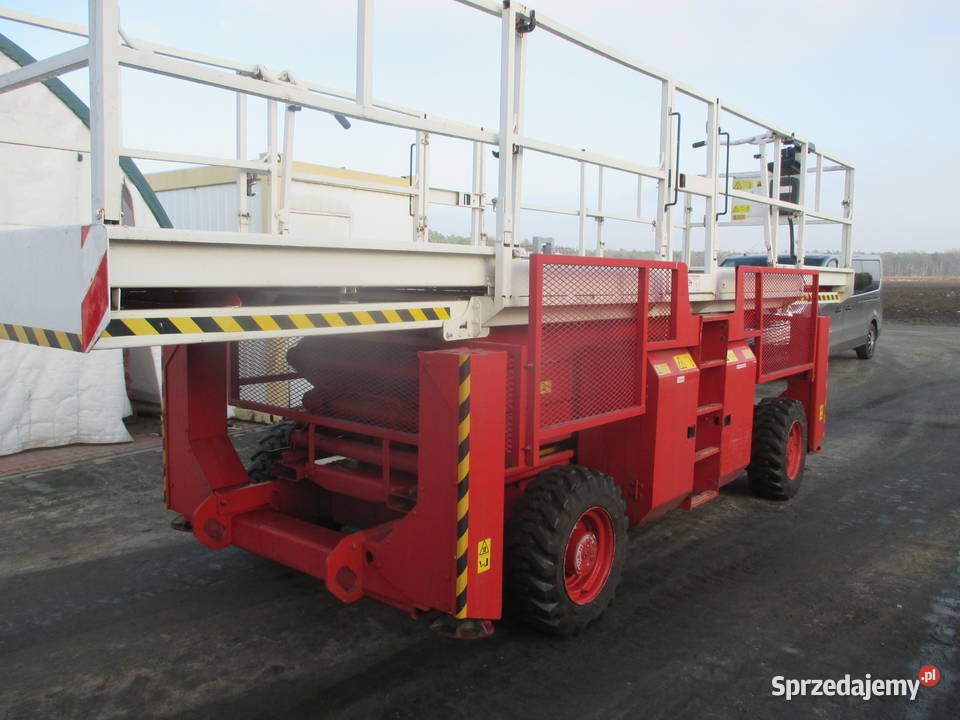 Podnośnik nożycowy zwyżka 12 m GENIE GS3384 4x4 Pleszew