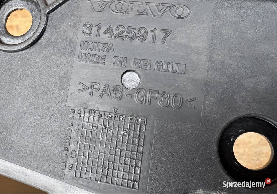 Pas przedni wzmocnienie górne zderzaka przód Części montażowe sprzedam