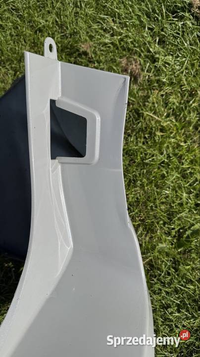 Renault Koleos II zderzak tył dyfuzor dolny Rok produkcji 2017 Alwernia