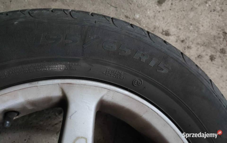 Alufelgi Toyota 15 koła Motoryzacja