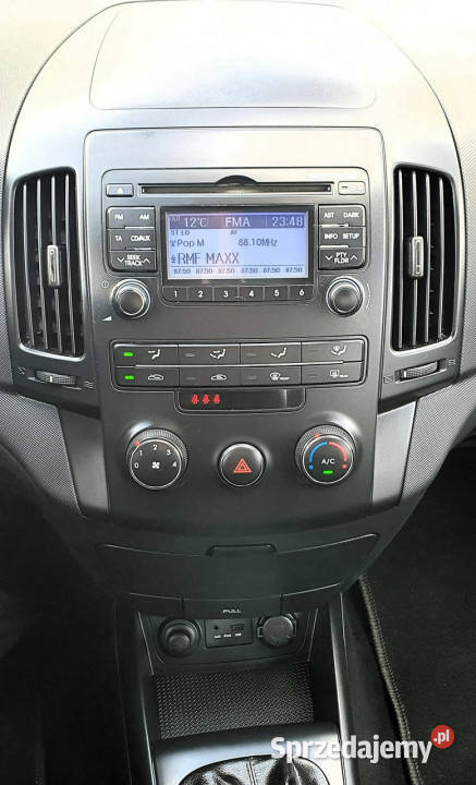 Hyundai i30 zadbane auto Piękny turkusowy i30 Przyszowice