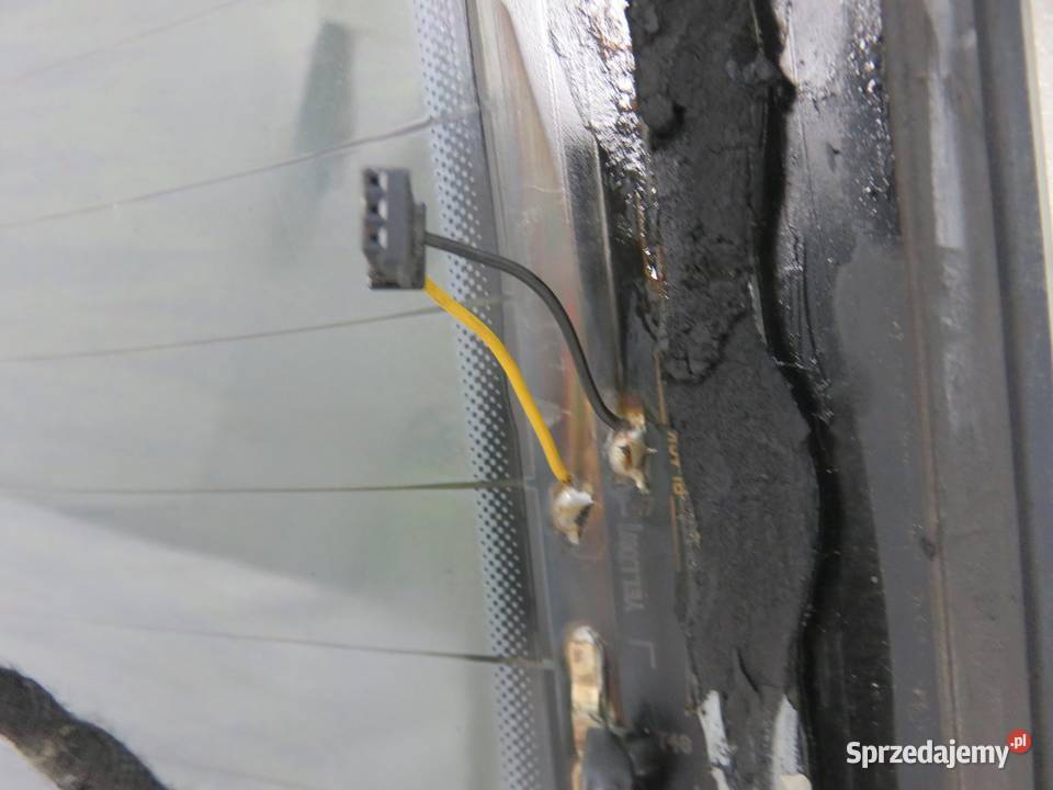 SZYBA TYLNA AUDI A6 C6 KOMBI