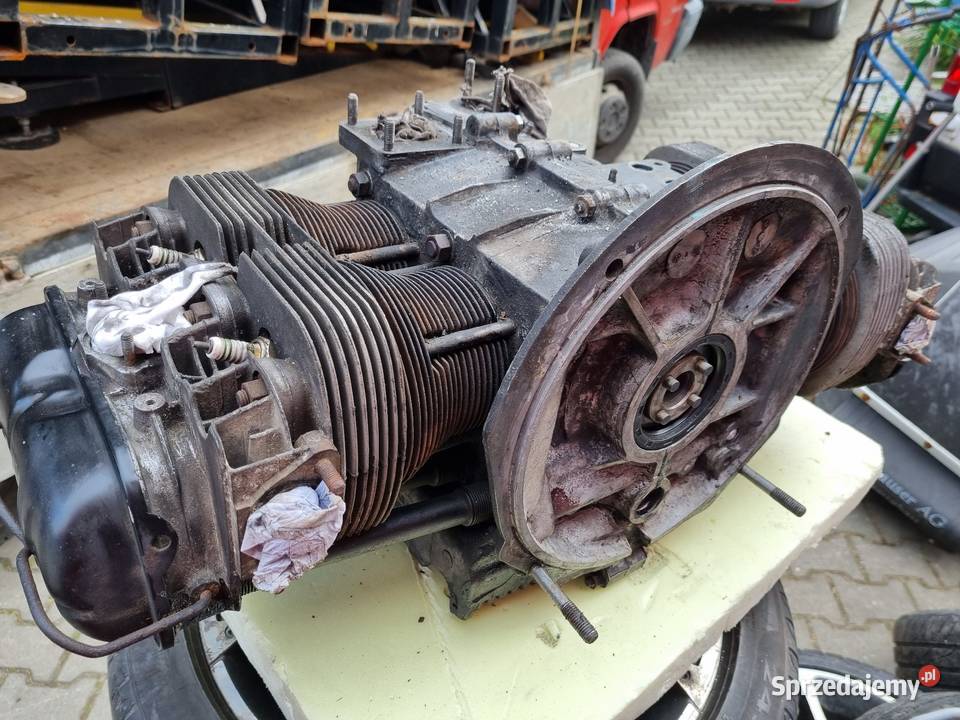 VW Garbus 12 Beeatle Silnik Boxer V4 R4 1971r silniki kompletne Skawina sprzedam