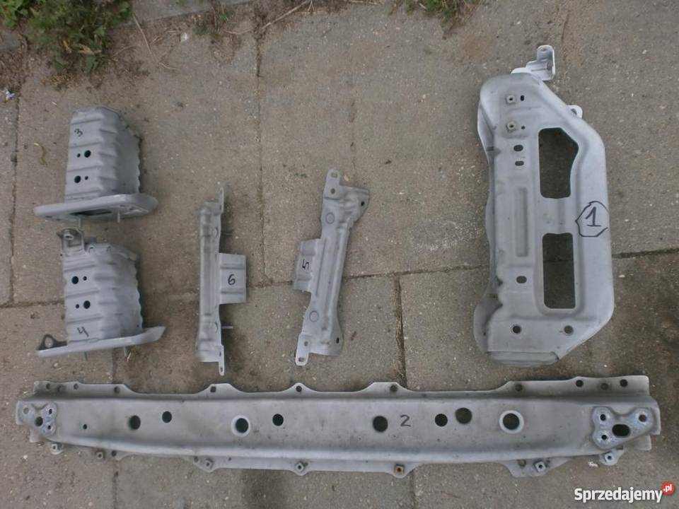 Toyota yaris 2006 2009 wzmocnienie wsporni Wrocław