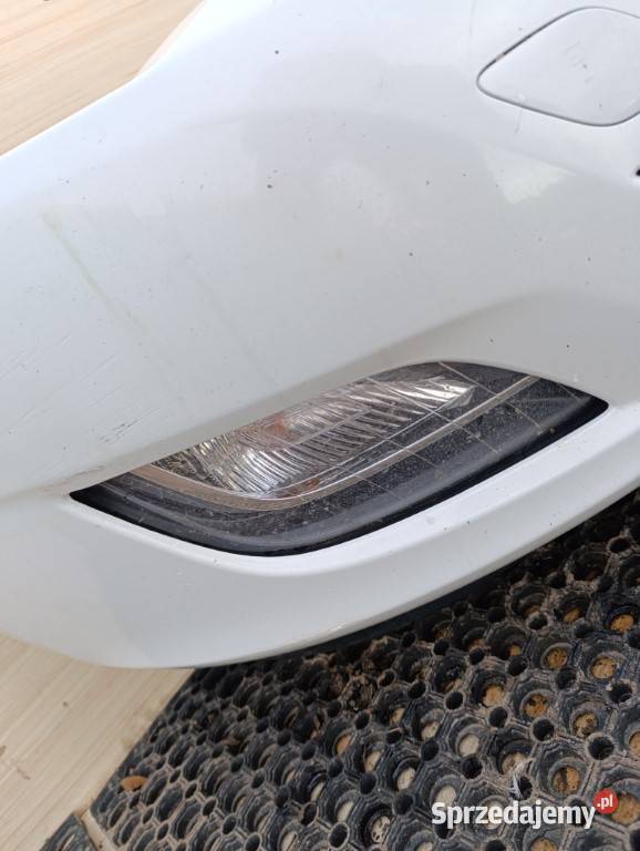 OPEL ASTRA J ZDERZAK PRZÓD HALOGEN Y40R osobowe sprzedam