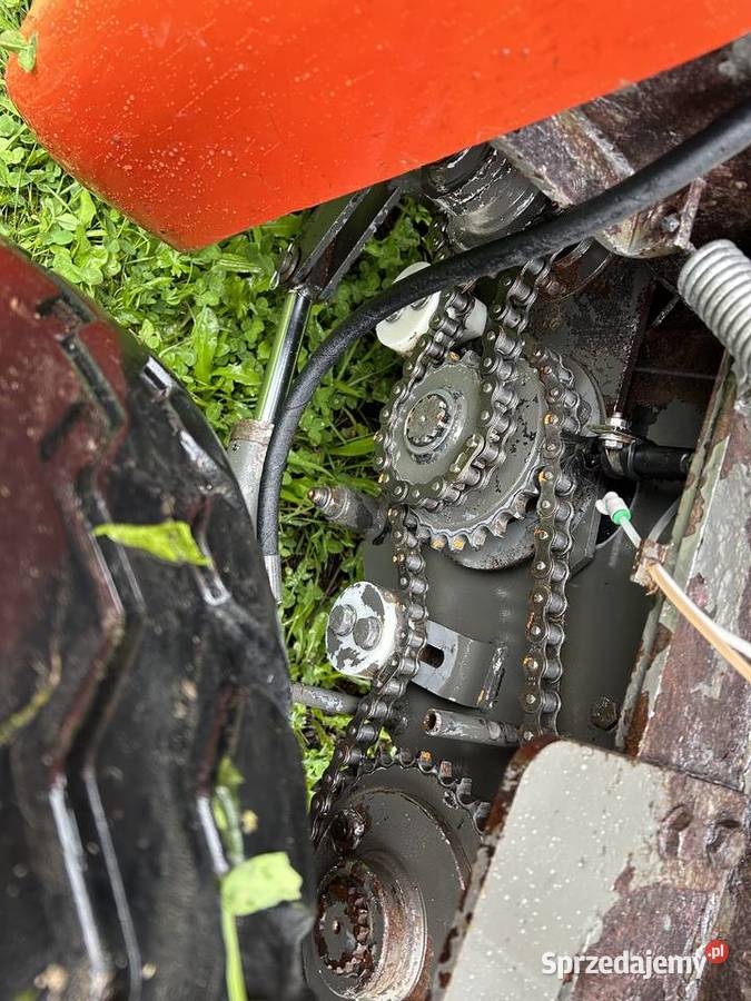 Prasa rolująca belująca Ursus Z543A Siatka Ursus Rolujące (belujące) Nowy Sącz