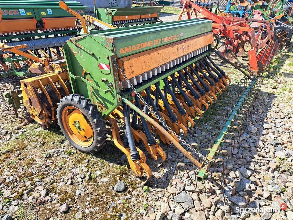 Agregat uprawowo siewny AMAZONE D7 brona re 30 Kłodawa