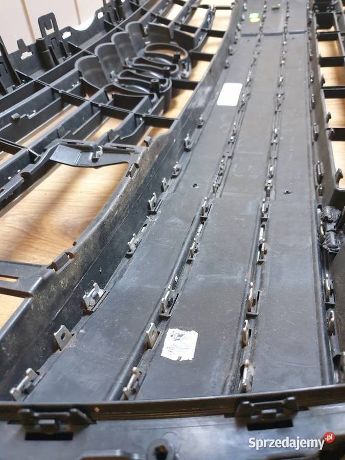 Grill atrapa zderzaka Audi A6 C8 sprzedam