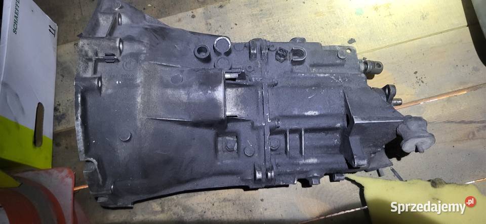 Sprzedam skrzynie biegów bmw e39 25 benzyna osobowe Narol sprzedam