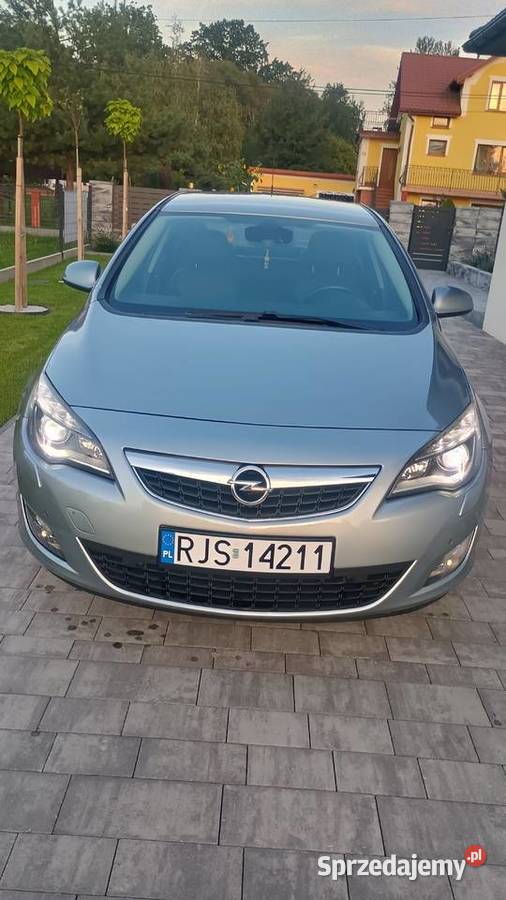 Opel Astra J 16 Turbo Samochody osobowe podkarpackie