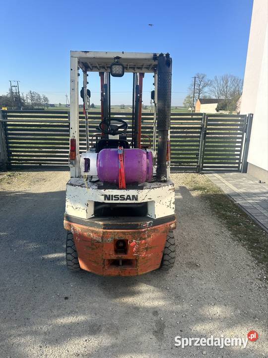 Wozek widlowy Nissan 15t 33m lpg automat łódzkie Rząśnia