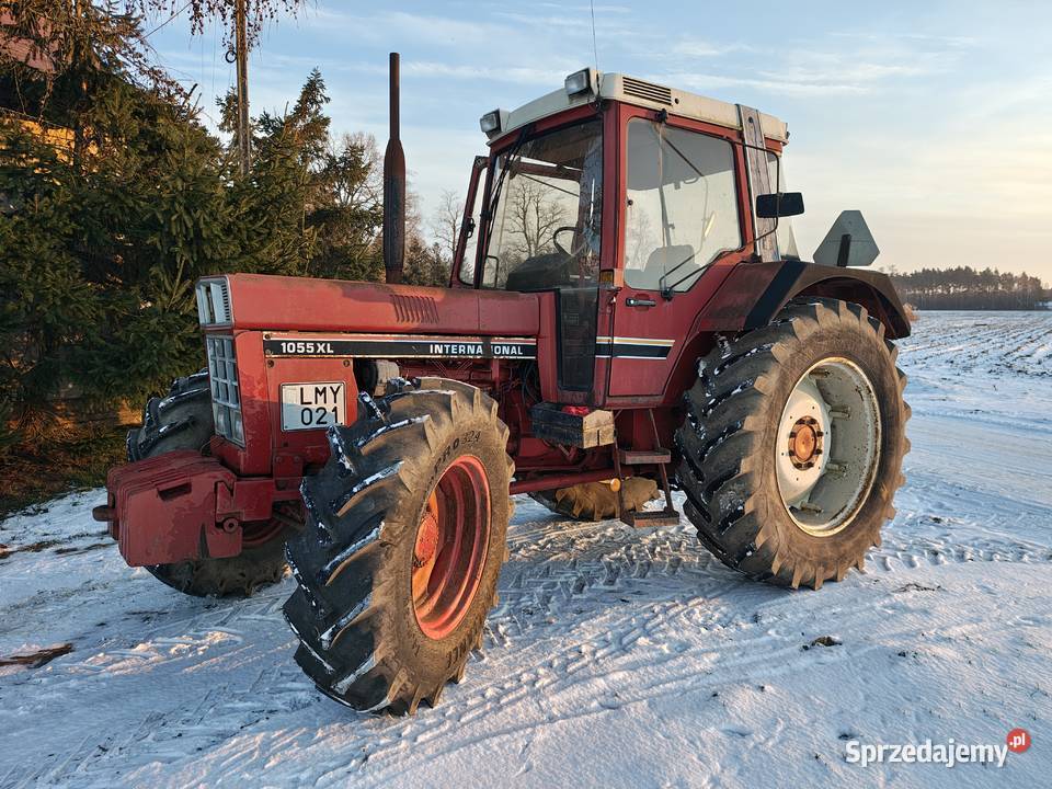 Traktor International 1055 xl 1056 956 ih case