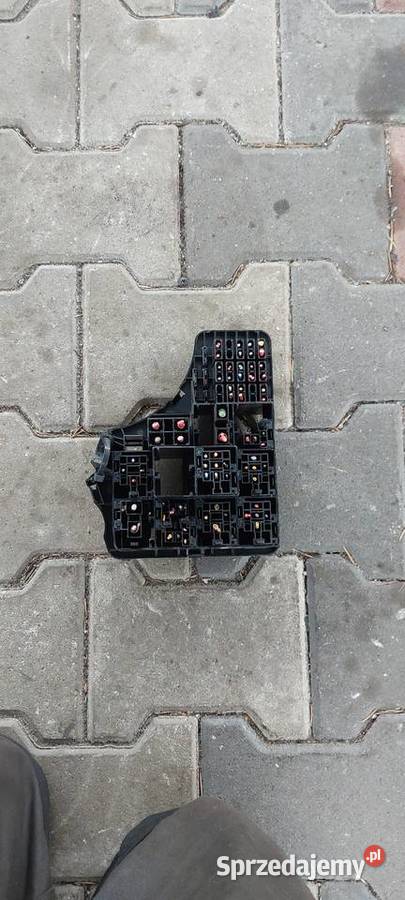 Skrzynka bezpieczników 4230017 Saab 93 9802 Układ elektryczny Szczecin sprzedam