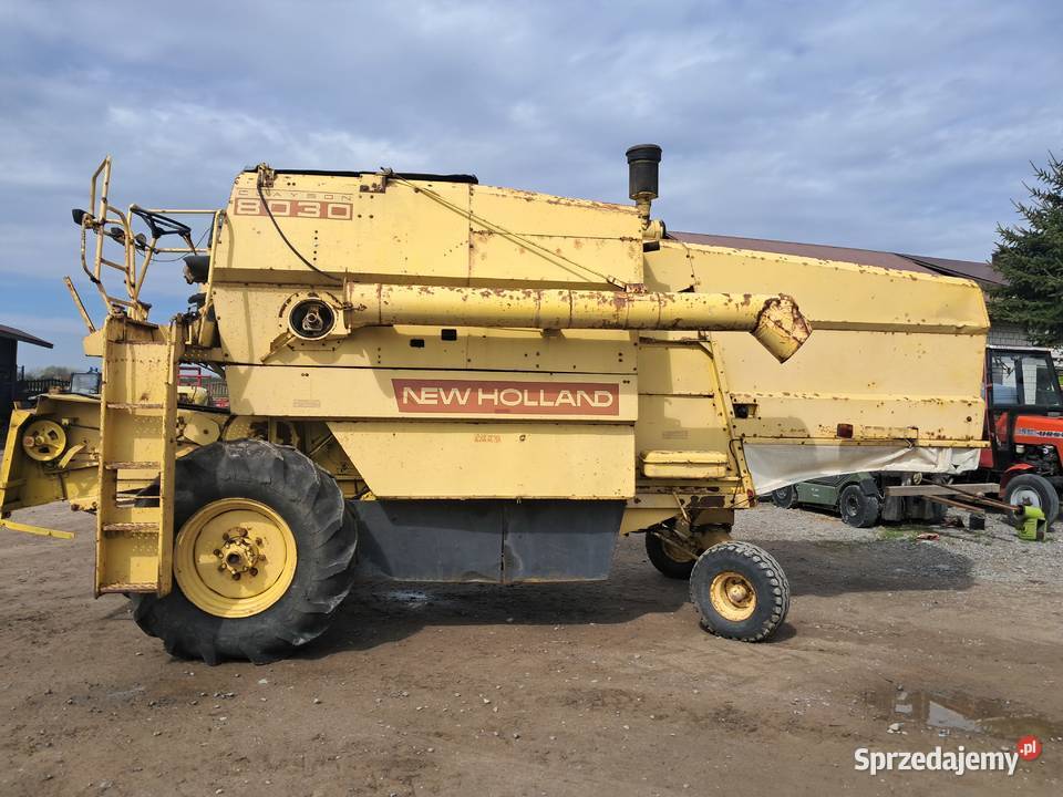 Kombajn zbożowy Holland 8030 heder 3m transport New Holland Maszyny rolnicze Radom