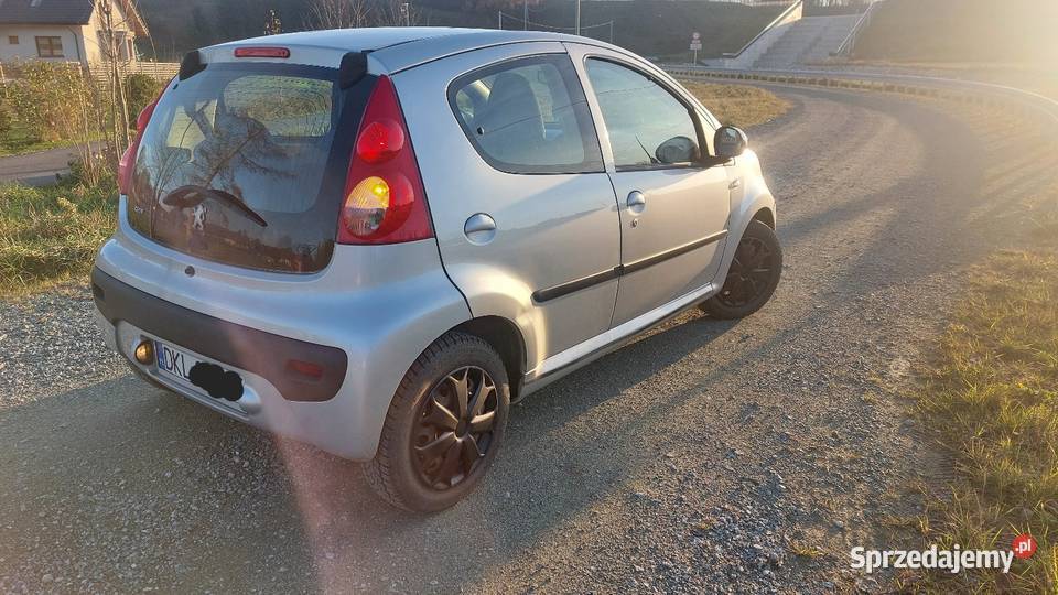 Peugeot 107 10 2006 5 drzwi Niski przebieg manualna sprzedam