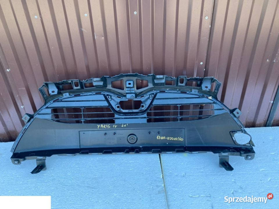 Toyota Yaris IV Atrapa grill 2021 osobowe Kozubszczyzna