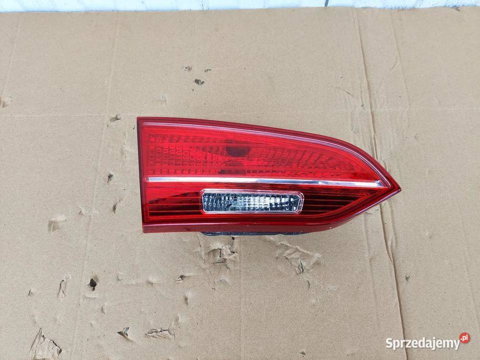 HYUNDAI SANTA FE III LAMPA W KLAPĘ LEWA