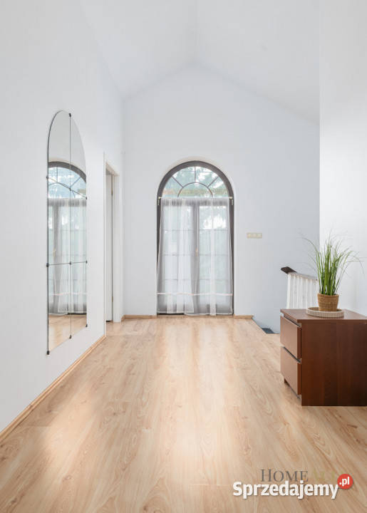 sprzedaży domu wolnostojącego Warszawa 24052m2