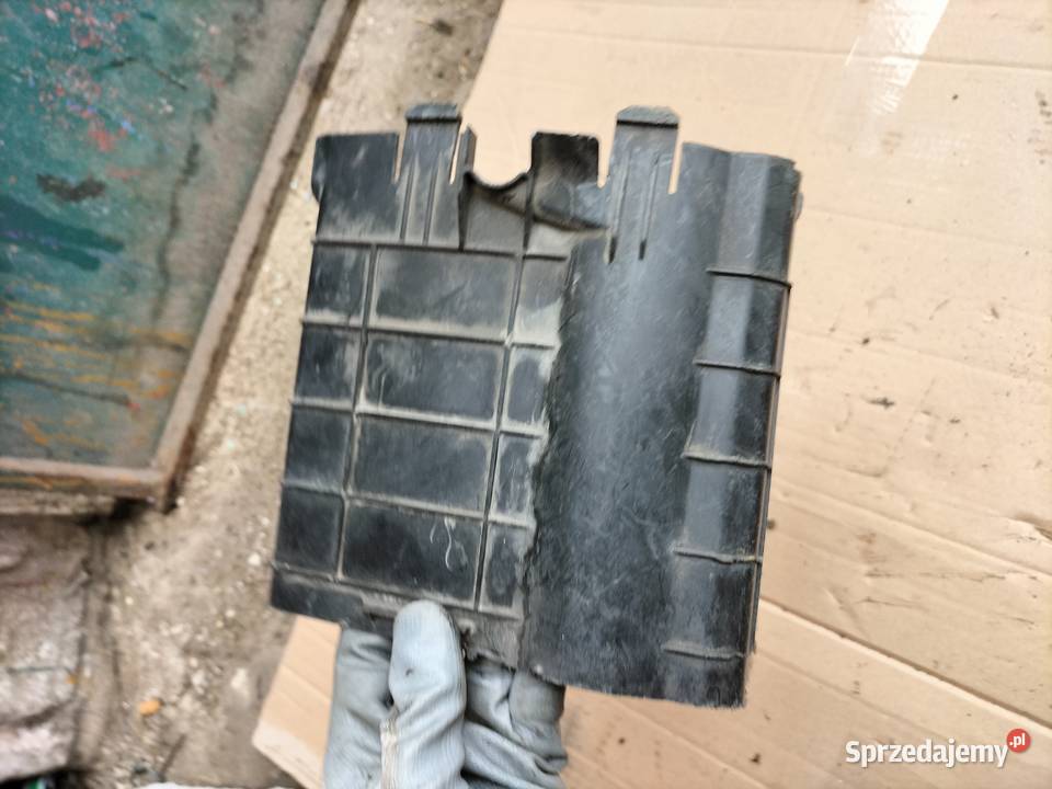 OBUDOWA OBUDOWA AKUMULATORA VW AUDI 1K0915335B lubelskie Kamień-Kolonia