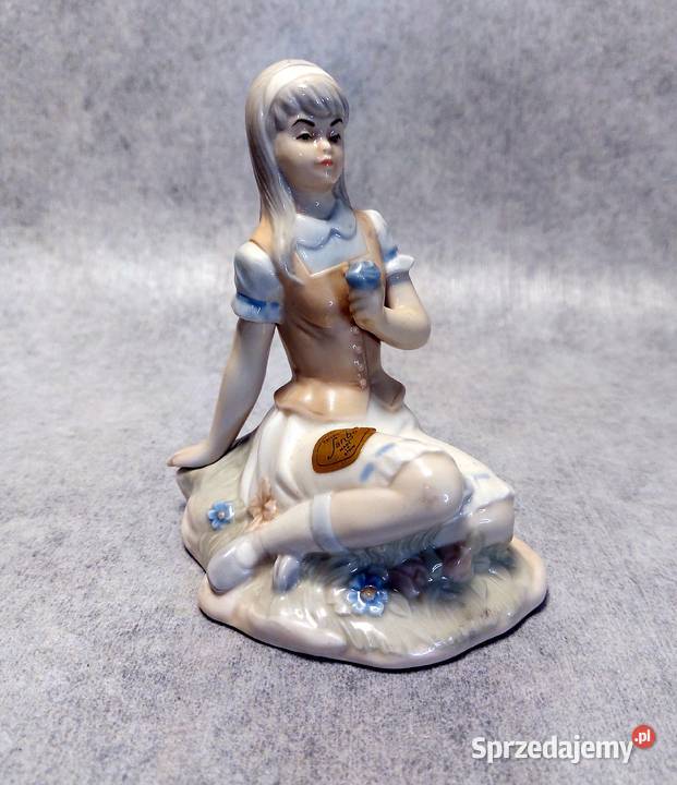 SANBO Porcelanowa figurka Dziewczynka HISZPANIA