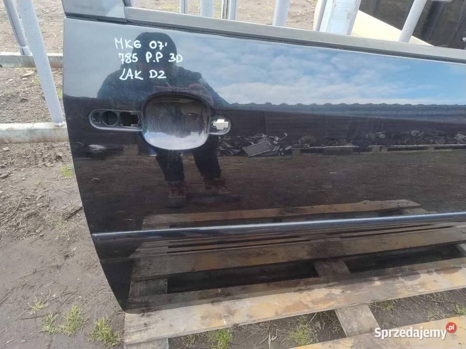 DRZWI PRAWY PRZÓD D2 FORD FIESTA MK6 3D