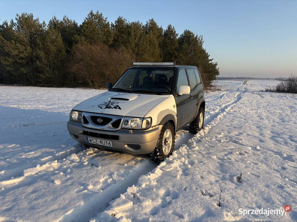 Nissan Terrano mazowieckie Radom