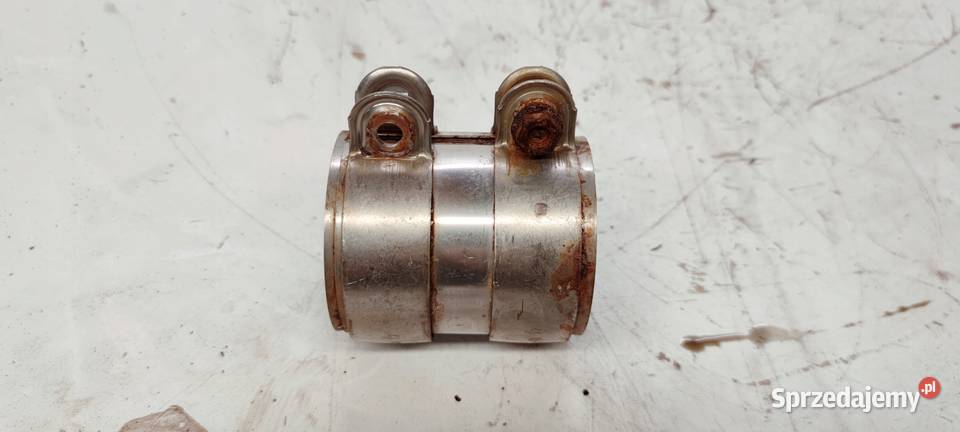 OBEJMA WYDECHU TŁUMIKA AUDI A4 B8 A5 8W0253141 Przystajń