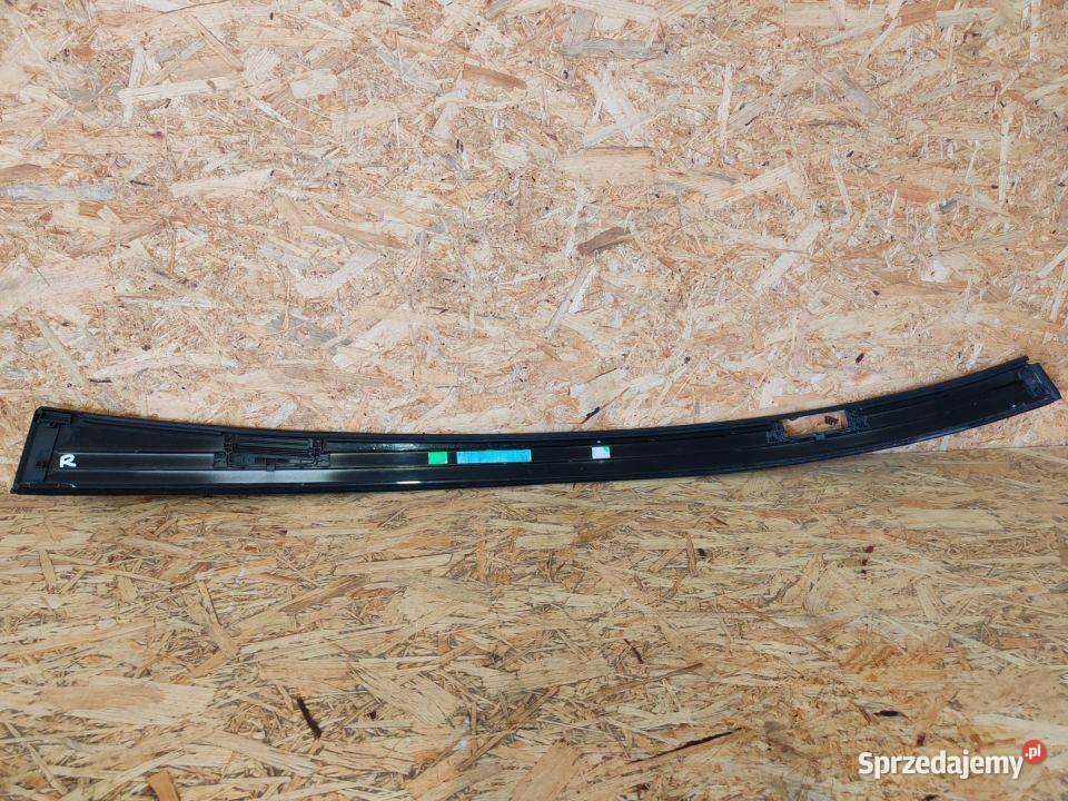 MERCEDES W207 W212 COUPE LISTWA DACHOWA PRAWA wielkopolskie Pleszew