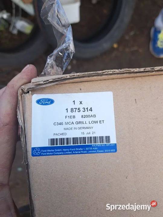 Atrapa chłodnicy Ford Focus III C346 F1EB8200AB