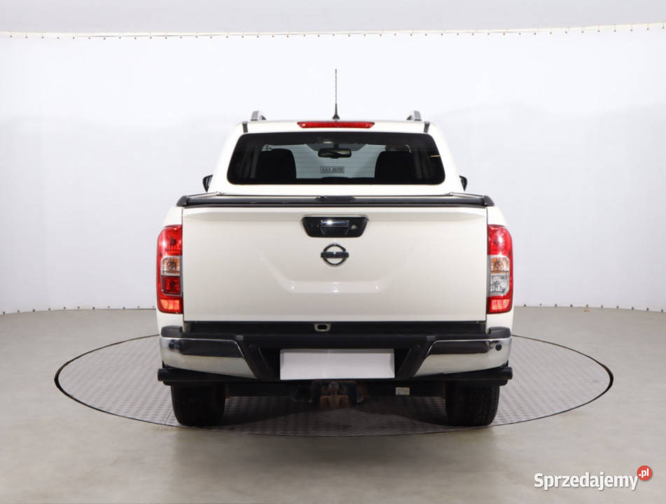 Nissan Navara 23 dCi światła do jazdy dziennej Piaseczno
