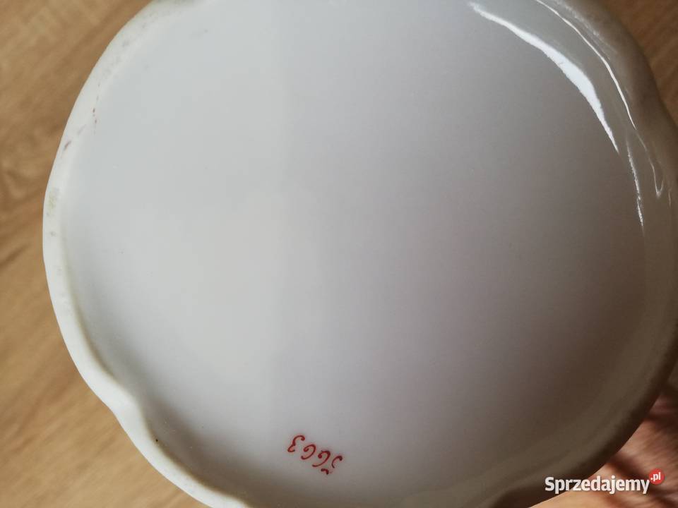 Dzbanek róże antyk pojemnośc 380 ml Gorlice