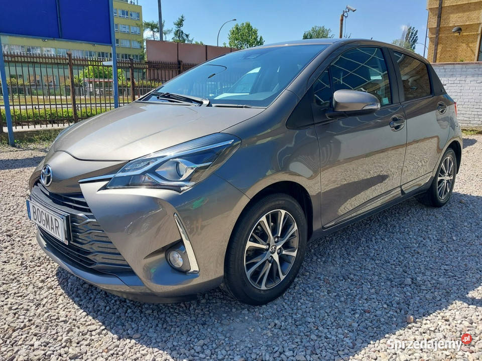 Toyota Yaris 1500 benz SALON pierwszy wł 100 kamera cofania Warszawa