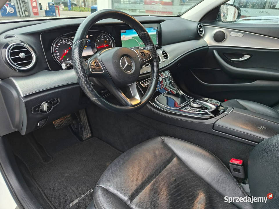 Mercedes E 200 W213 2016 wspomaganie kierownicy sprzedam