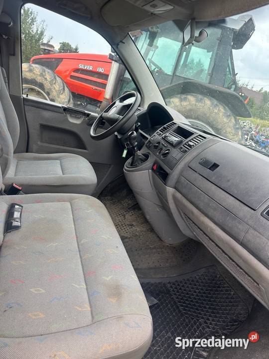 Furgon Blaszak VW Transporter T5 25 TDI 131 Tymowa