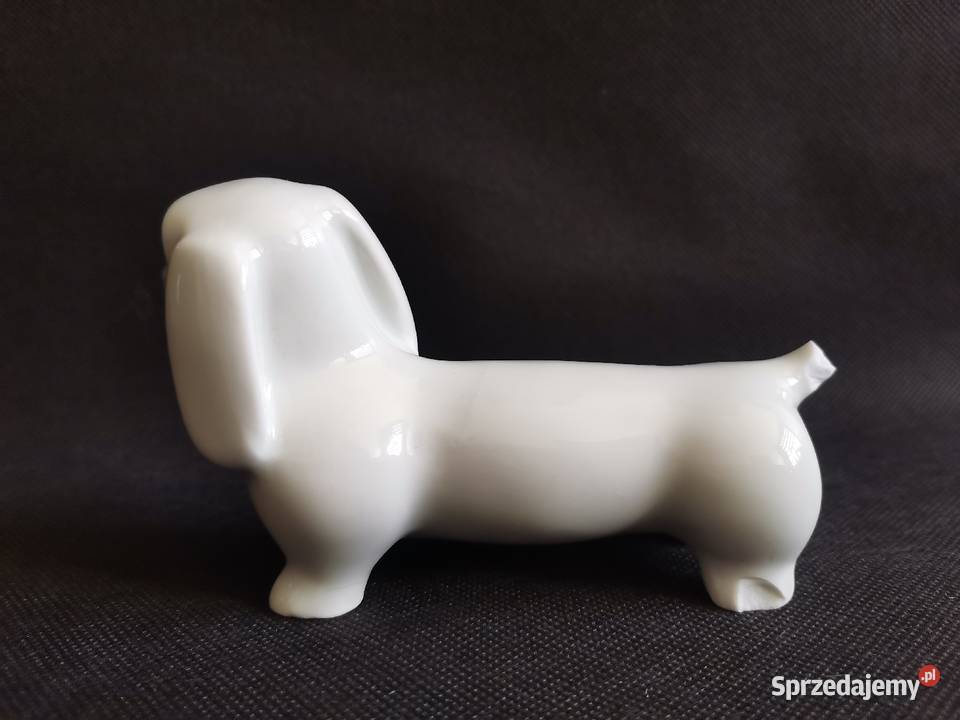 Stara figurka Pies Jamnik porcelana Bogucice PRL Katowice