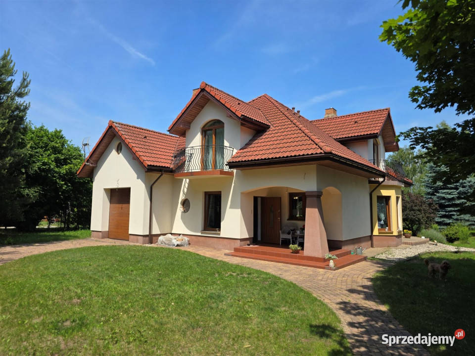 Sprzedaż domu wolnostojącego 153m2 Zduńska Wola 3581m2
