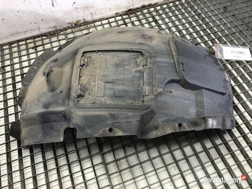 NADKOLE PRAWY PRZÓD BMW F20 7260710 Hatchback