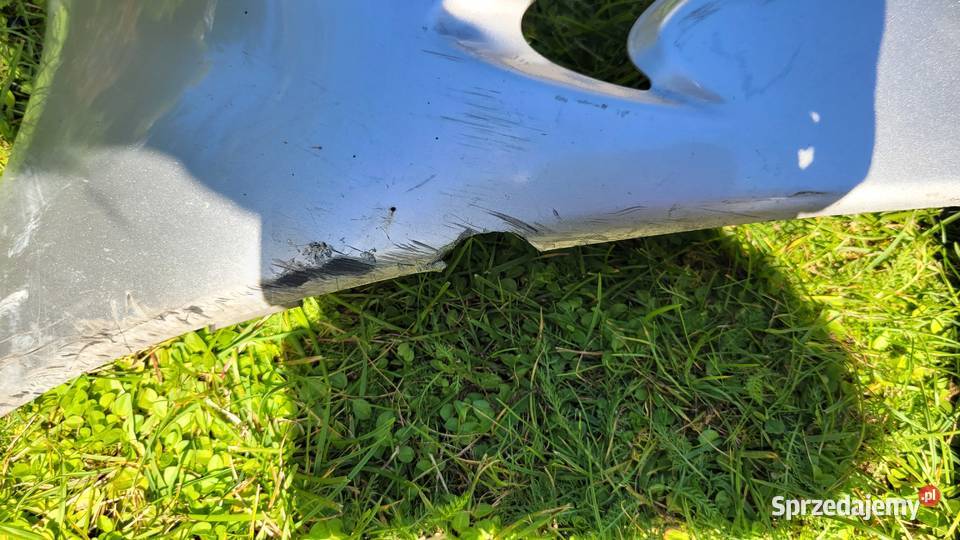 lewa lyzwa ploza podnozek SUZUKI BURGMAN 250400 Piła