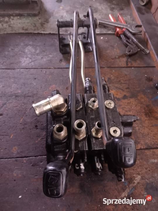 Rozdzielacz hydrauliczny sprzedam