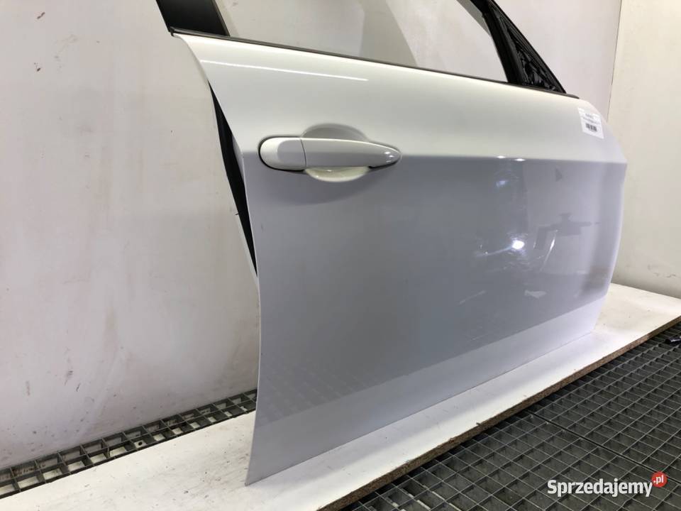DRZWI PRAWY PRZÓD BMW E91 Kombi 0412