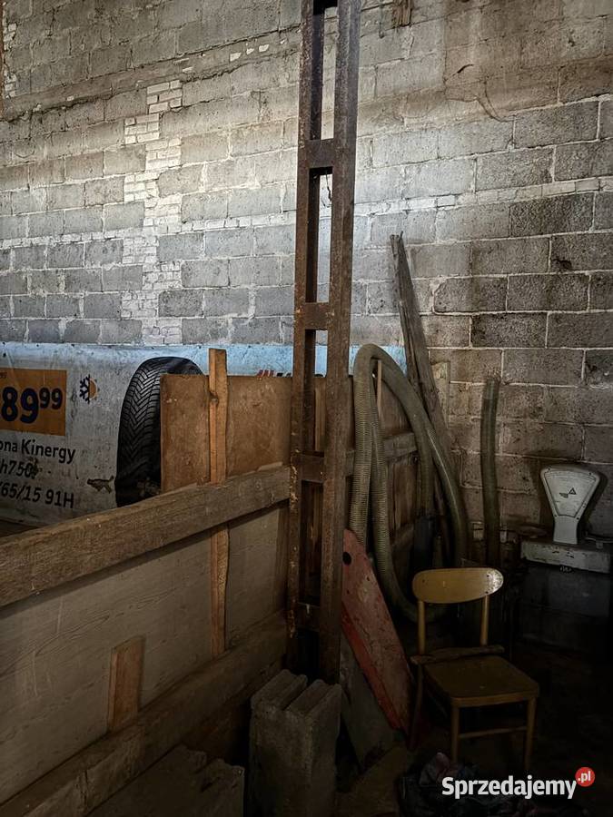 Słupy do budowy wiaty mazowieckie Robertów sprzedam